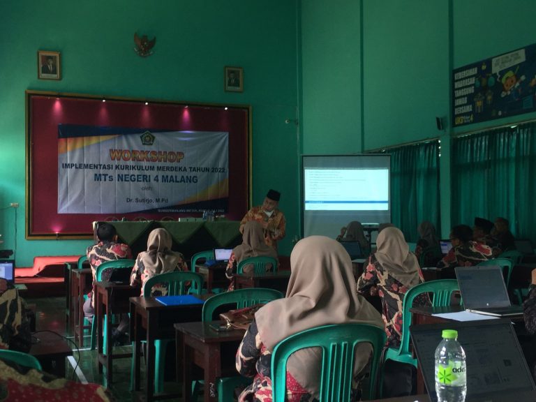 Workshop Implementasi Kurikulum Merdeka MTs Negeri 4 Malang