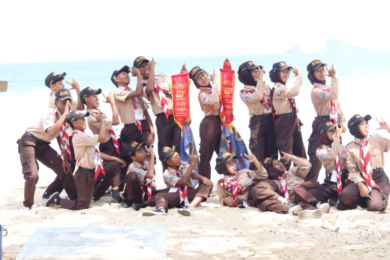 Bertepatan dengan Hari Pramuka, BIMA MTsN 4 Malang Borong Prestasi Gemilang di LT-II